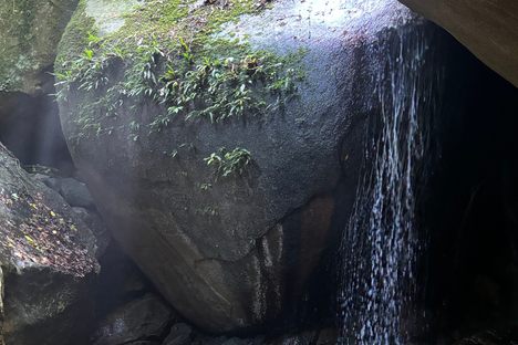 Cascata Diamantina and its little natural pool