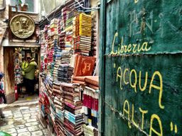 Libreria Acqua Alta